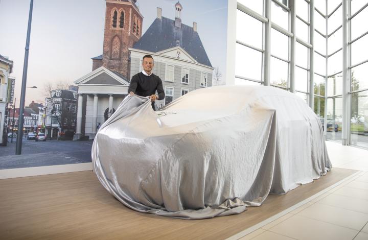 Stef Korswagen pakt de SKODA uit
