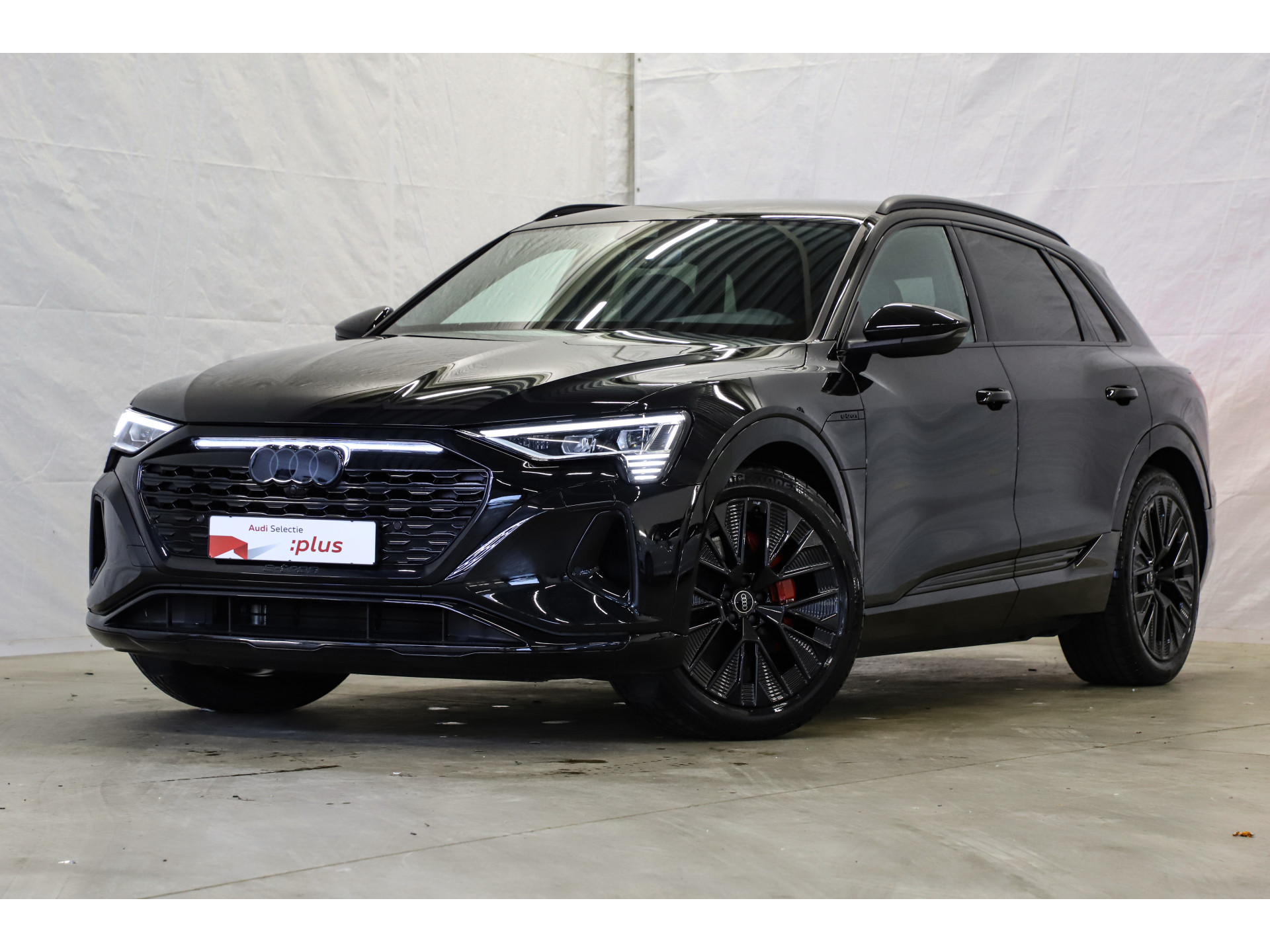 Audi - Q8 e-tron 50 quattro Advanced Edition 95 kWh - 2023