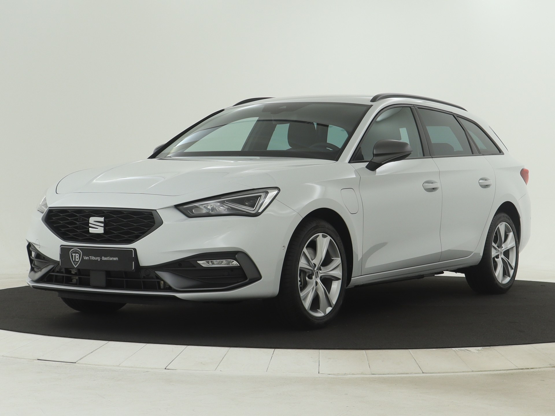 SEAT - Leon Sportstourer 1.4 TSI eHybrid PHEV FR Business Intense - 2024