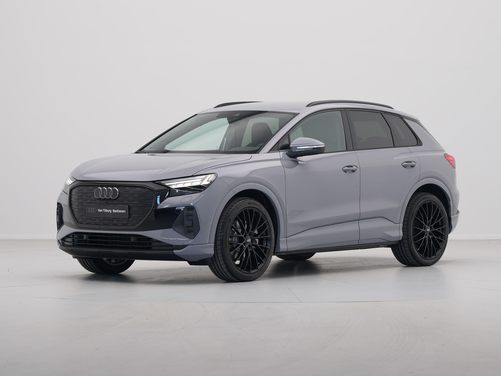 Audi - Q4 e-tron Q4 45 e-tron quattro 286 1AT Advanced edition - 2024