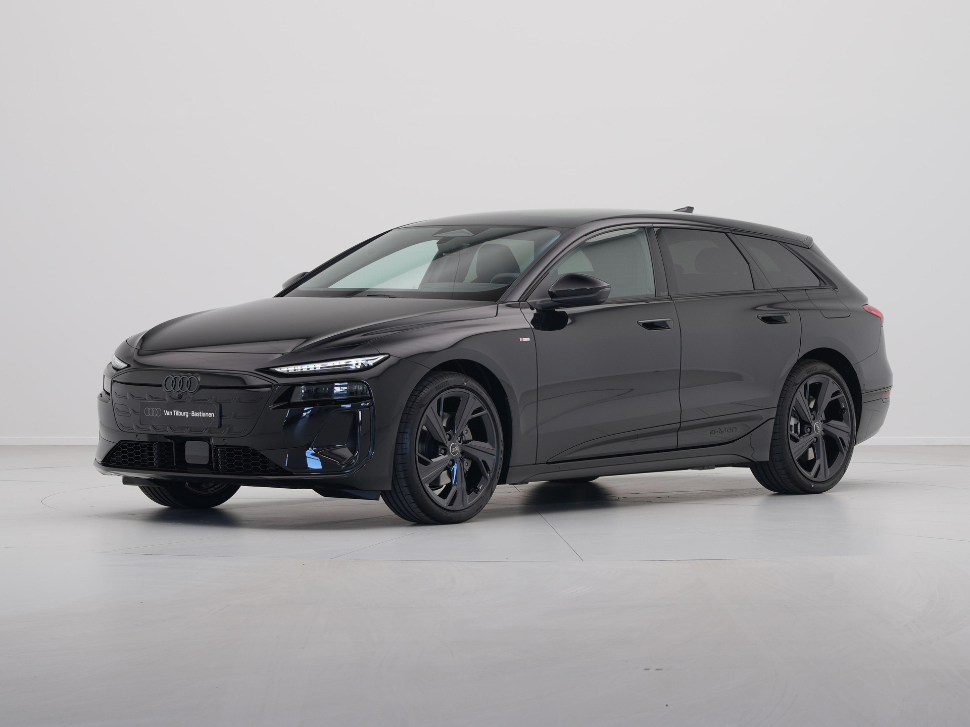 Audi - A6 Avant e-tron 367 1AT S edition - 2024