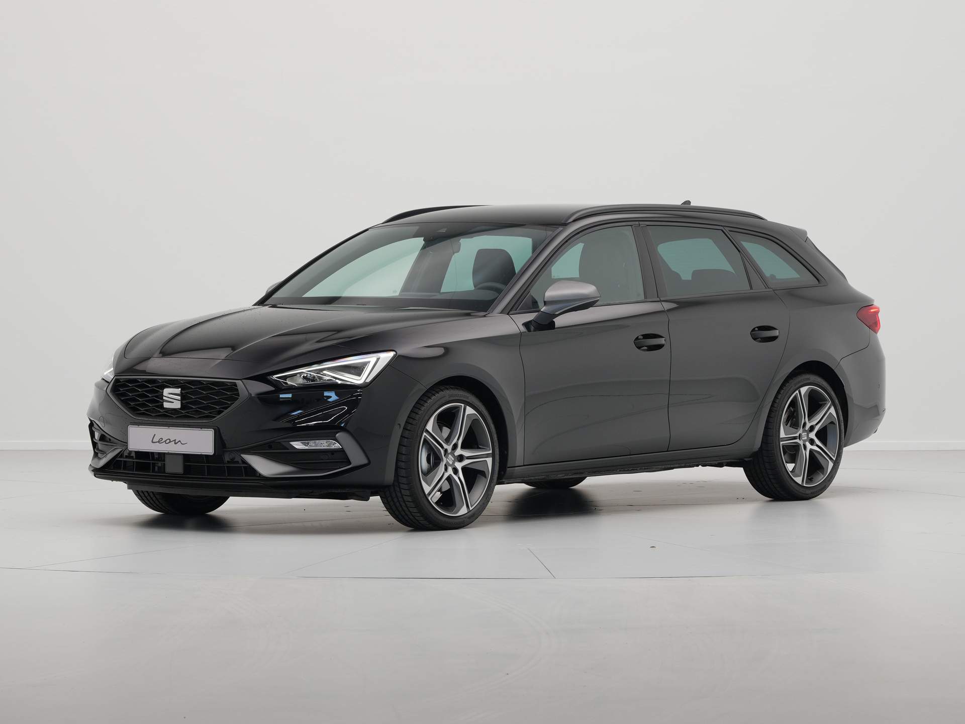 SEAT - Leon Sportstourer 1.5 eTSI FR Business Intense - 2024