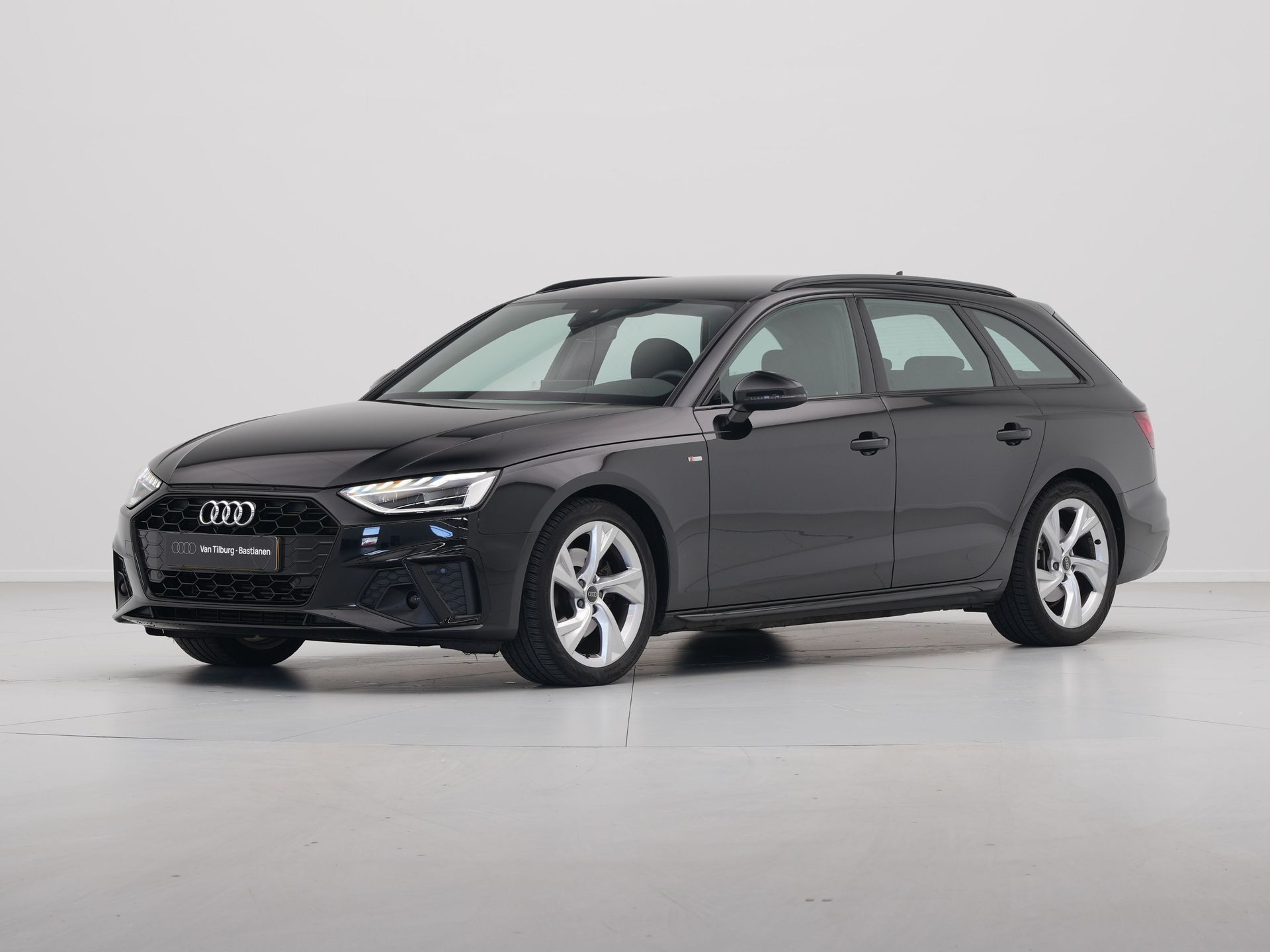 Audi - A4 Avant 35 TFSI S edition - 2023
