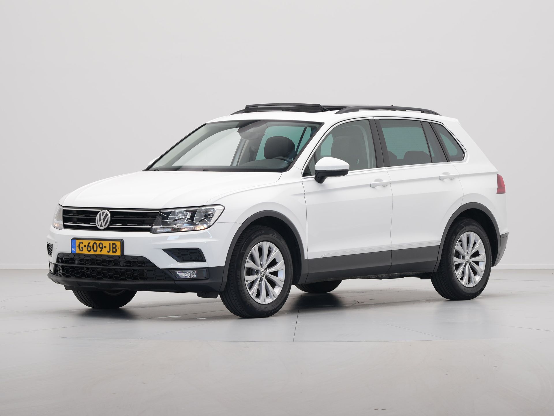 Volkswagen - Tiguan 1.5 TSI 130pk Comfortline - 2019