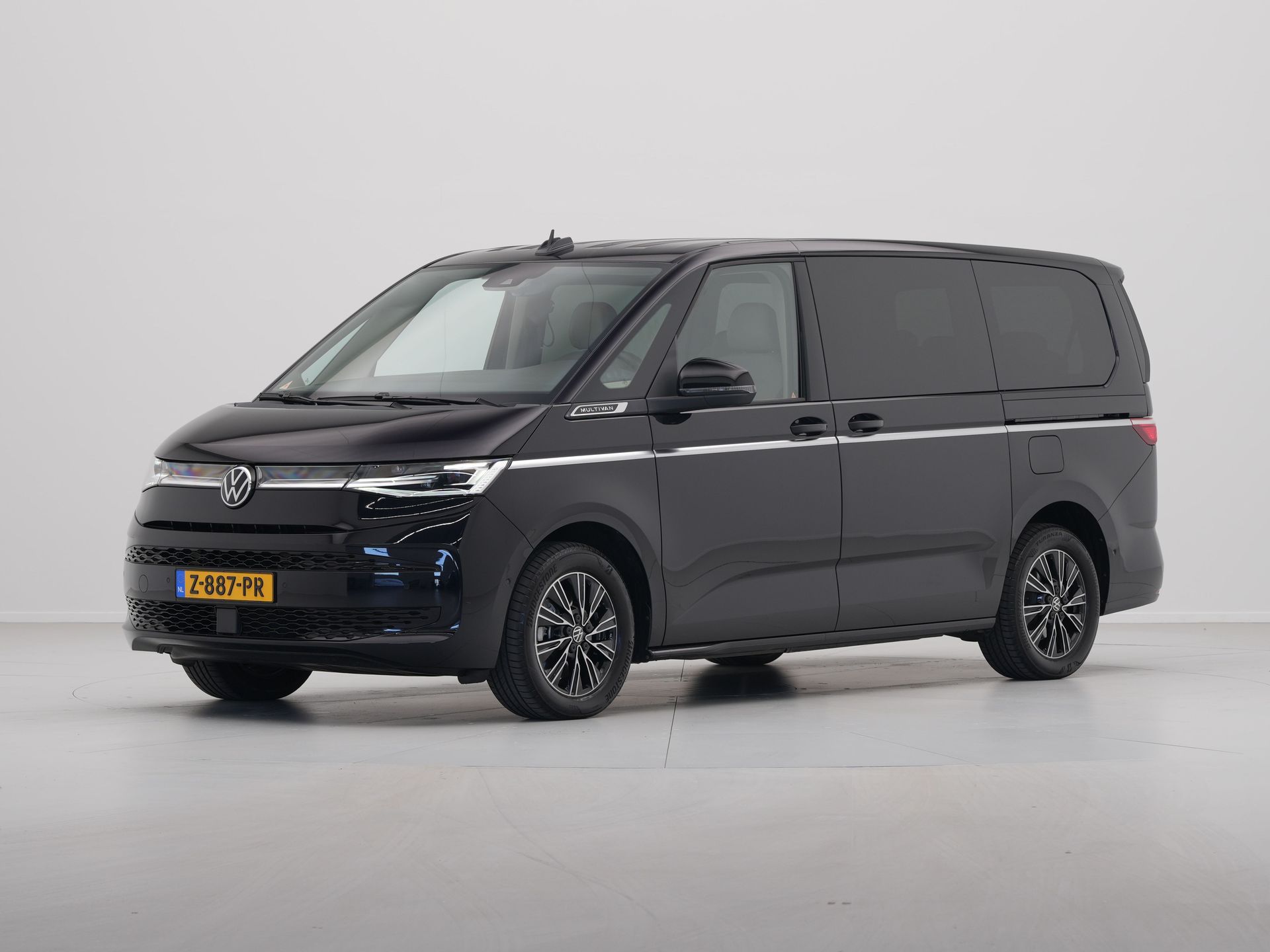 Volkswagen - Multivan 1.4 eHybrid 110kW 150PK L2H1 Style DSG - 2024