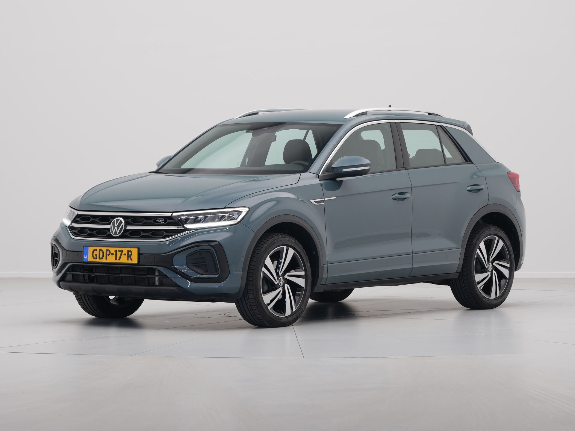 Volkswagen - T-Roc 1.5 TSI 150pk DSG R-Line - 2024
