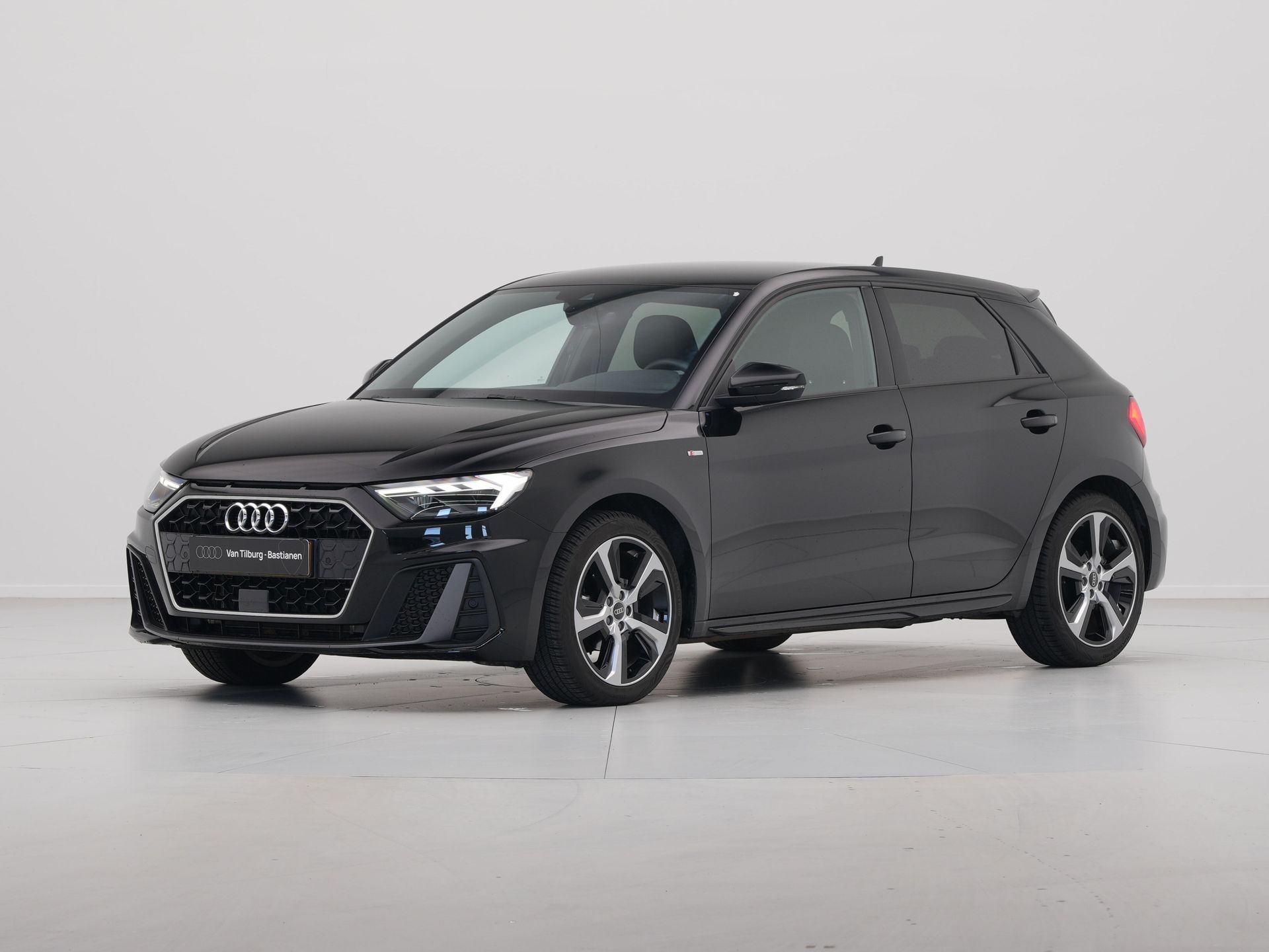Audi - A1 Sportback 25 TFSI S-Line edition - 2024