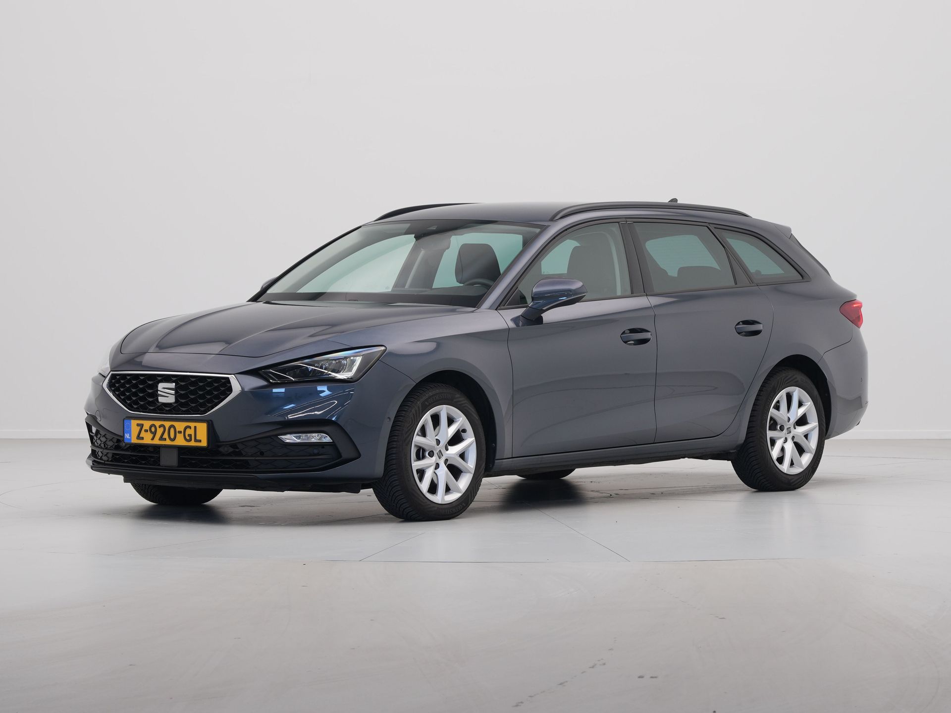 SEAT - Leon Sportstourer 1.5 eTSI 150pk DSG Style Business Intense - 2024