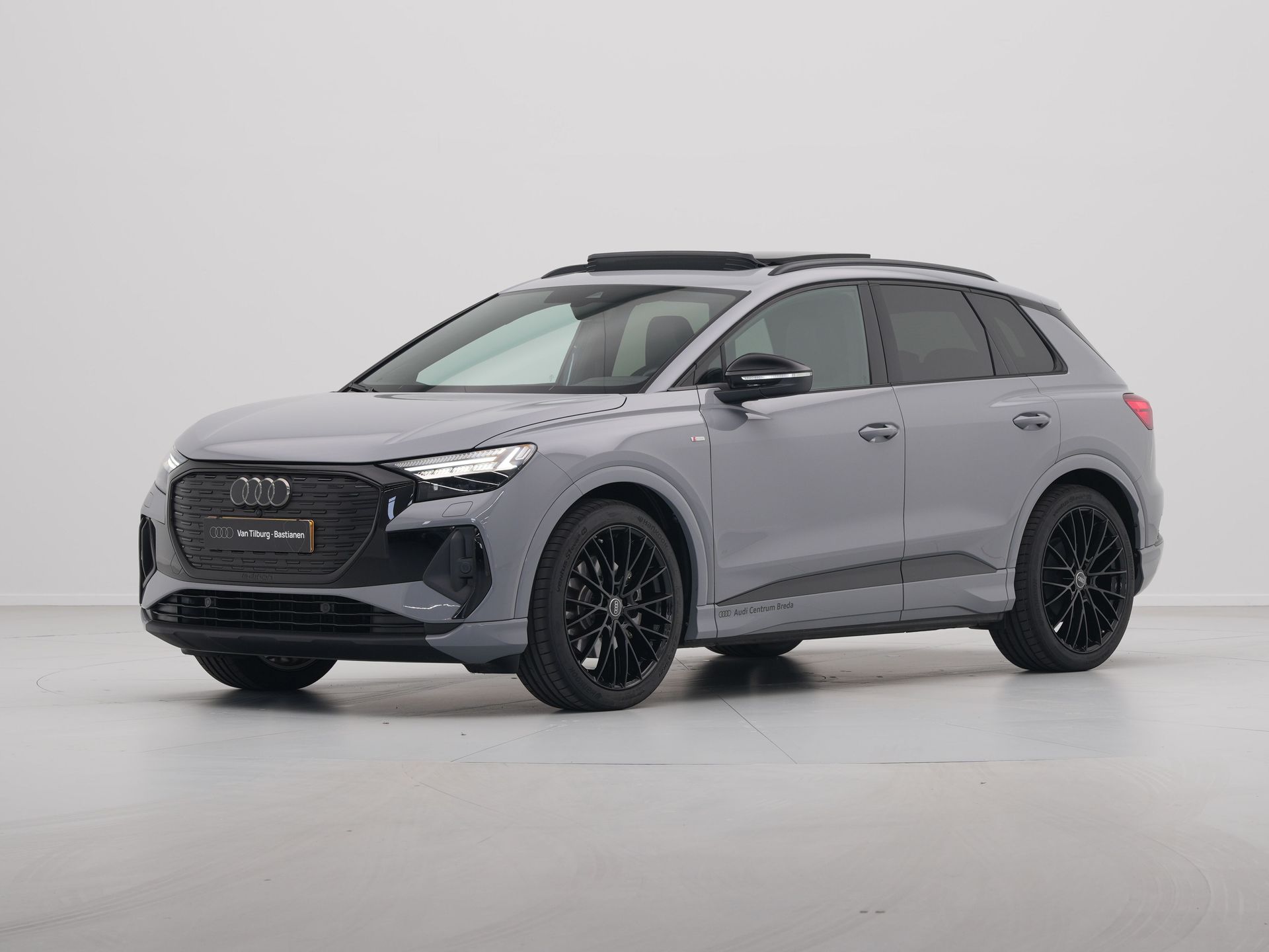 Audi - Q4 e-tron 45 quattro S Edition 82 kWh - 2024