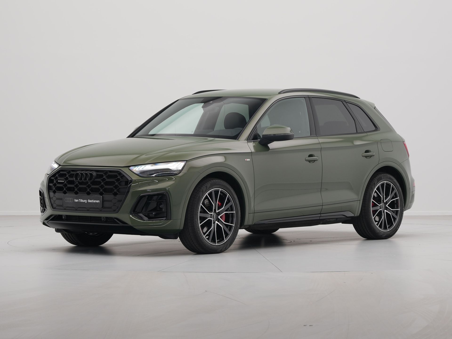 Audi - Q5 50 TFSI e 299 pk S-Tronic S line edition Competition - 2024