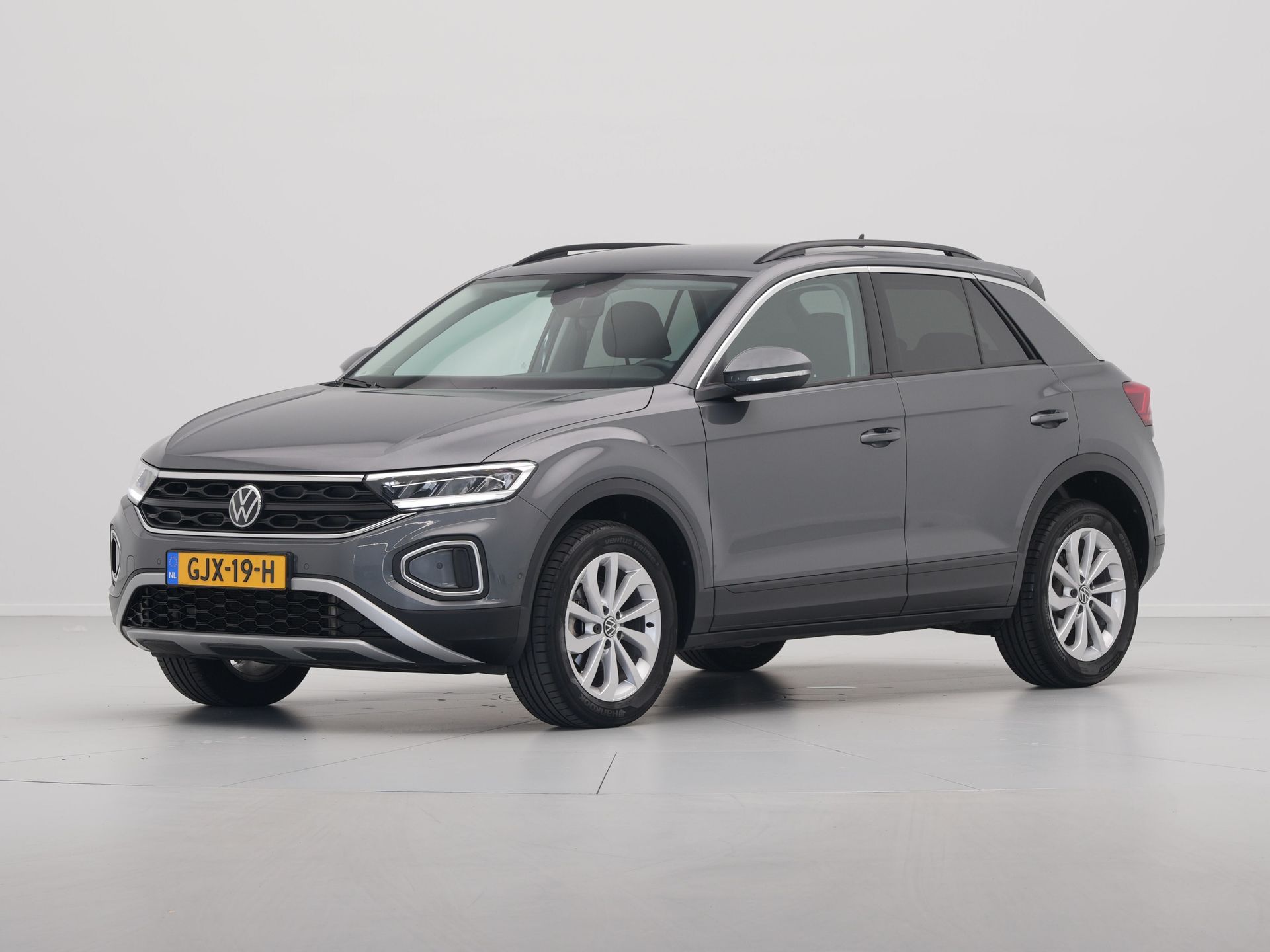 Volkswagen - T-Roc 1.5 TSI 150pk DSG Life Edition - 2024