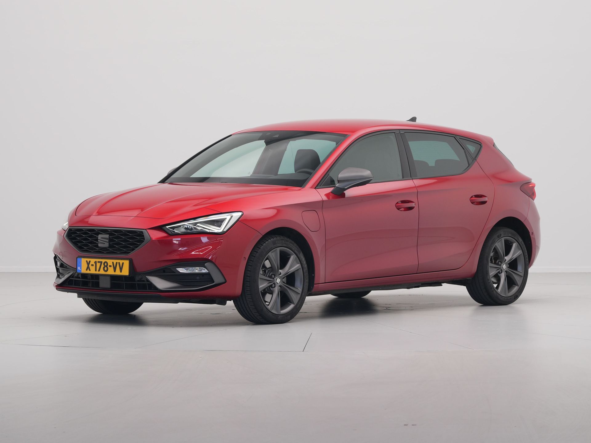 SEAT - Leon 1.4 TSI eHybrid PHEV 204pk FR - 2020